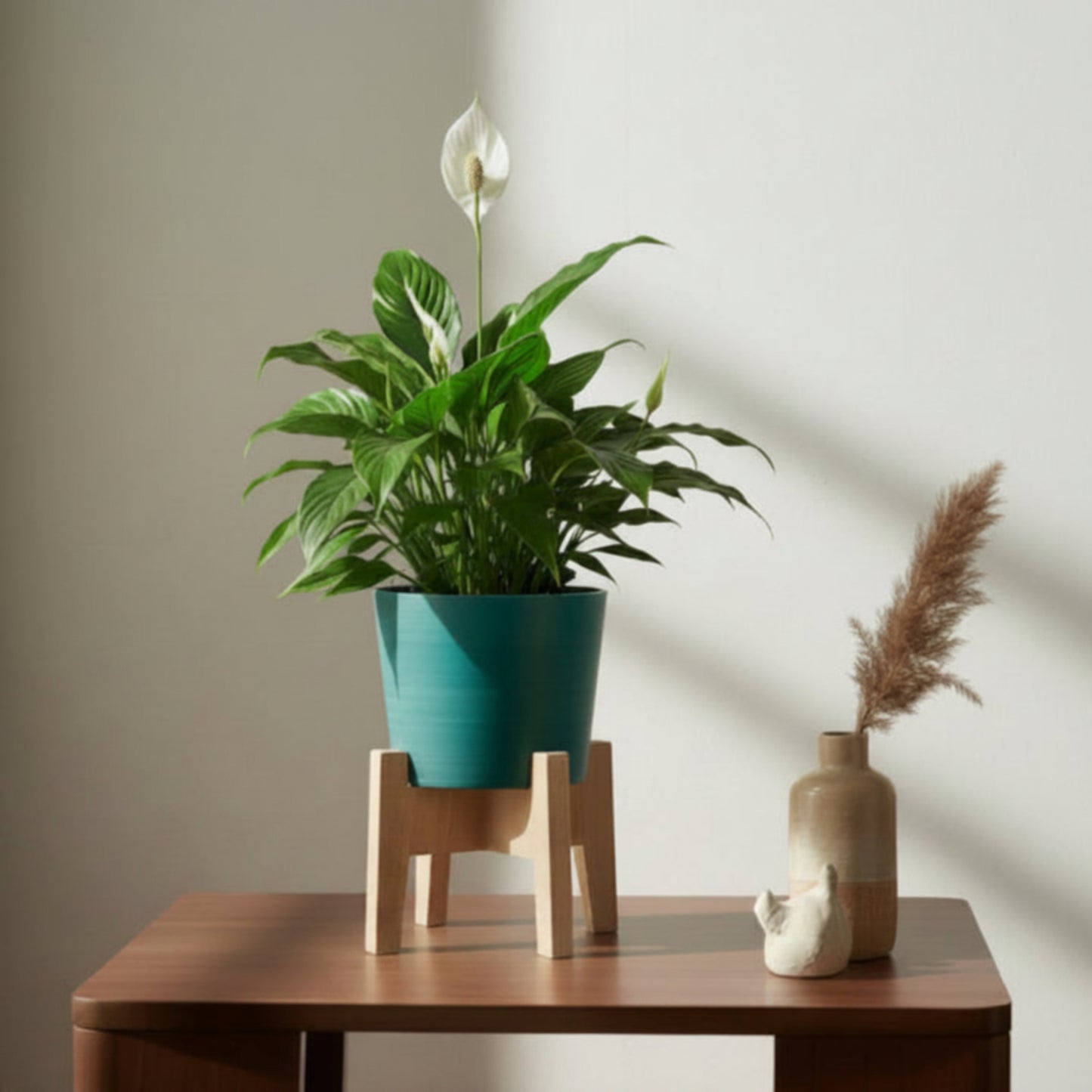 0801 Sea Green Round Pot on Stand - Lifestyle 1